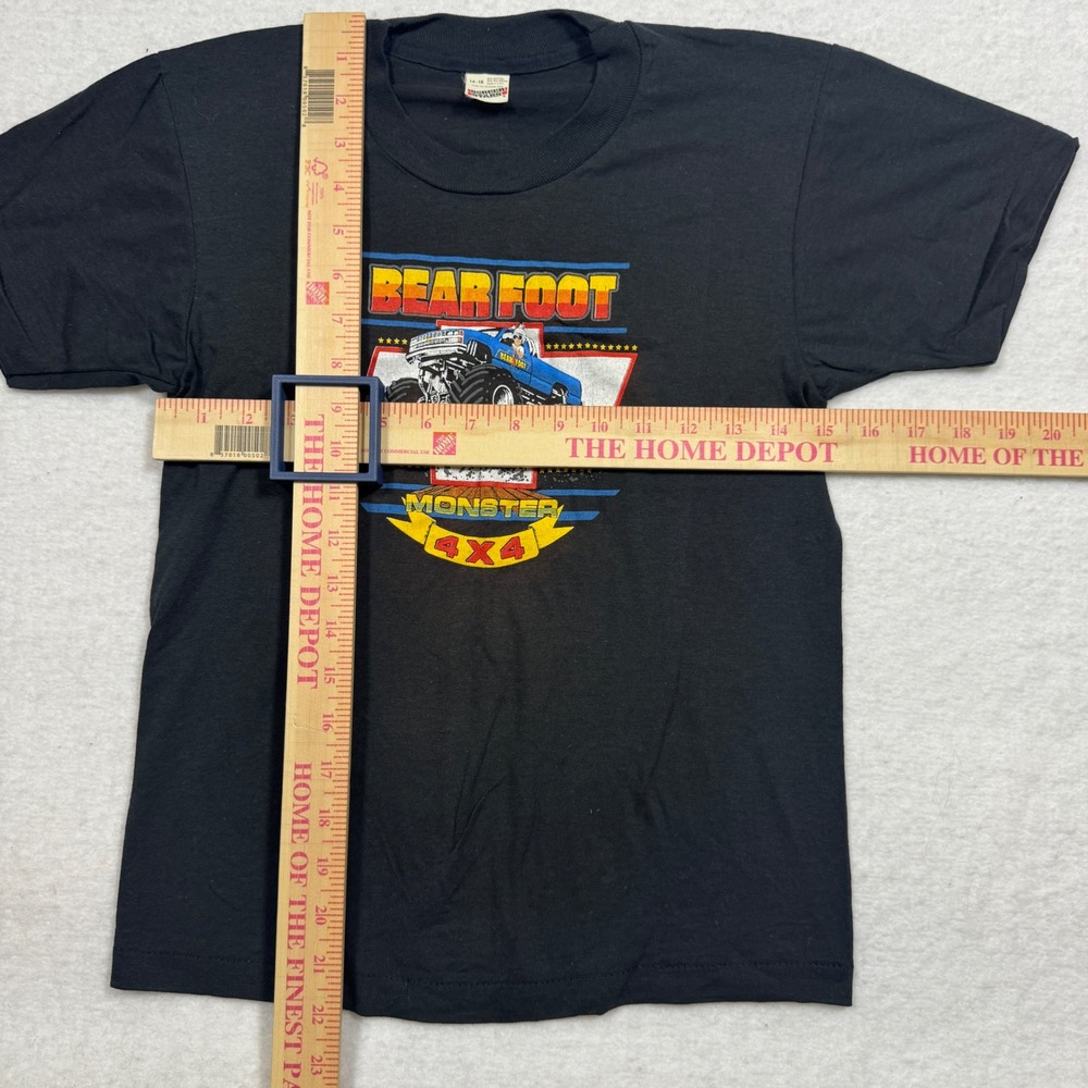 Vintage Screen Stars Bear Foot Monster Truck 4x4 T-Shirt Kids 14-16 Black USA - Picture 5 of 6